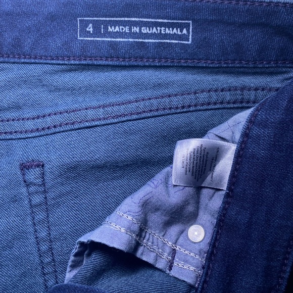 Vineyard Vines Jeans Size 4. - Picture 5 of 12